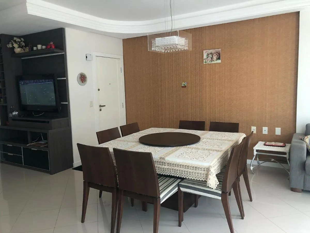 Apto Almeida E Moraes 3 Suites Proximo A Praia Meia Praia Itapema Apartment
