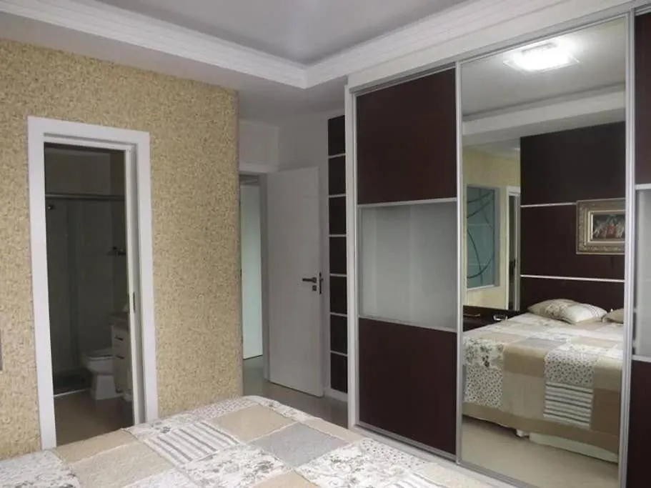 Apto Almeida E Moraes 3 Suites Proximo A Praia Meia Praia Itapema